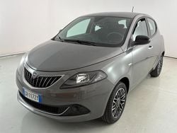Grigio Usata 2024 Lancia Ypsilon S Due volumi | 13.400 € (Buon prezzo)