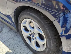 Usata 2012 Ford Fusion Tre volumi | 9500 €