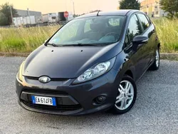 Usata 2010 Ford Fiesta Titanium Due volumi | 3500 € (Buon prezzo)