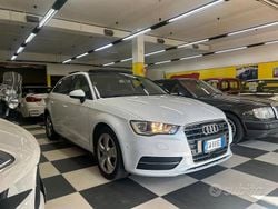 Bianco Usata 2014 Audi A3 Ambiente Tre volumi | 8900 € (Buon prezzo)