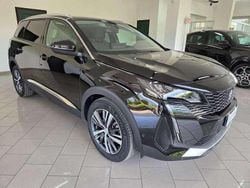 Nero Usata 2023 Peugeot 5008 Allure Monovolume | 26.950 € (Buon prezzo)