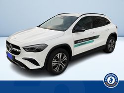 Bianco pastello Usata 2025 Mercedes GLA180 Advanced Plus SUV | 42.700 € (Buon prezzo)