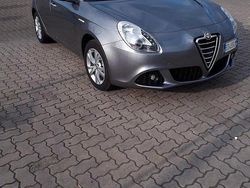Grigio Usata 2010 Alfa Romeo Giulietta Distinctive Due volumi | 8200 € (Buon prezzo)