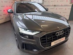 Grigio Usata 2020 Audi Q8 S-Line SUV | 47.990 € (Buon prezzo)