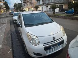 Bianco Usata 2010 Suzuki Alto Due volumi | 4000 € (Cara)