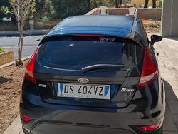 Nero Usata 2008 Ford Fiesta Due volumi | 2100 € (Molto cara)