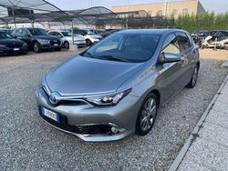 Grigio scuro Usata 2017 Toyota Auris Hybrid Lounge Tre volumi | 13.900 € (Molto cara)