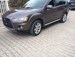 Usata 2012 Mitsubishi Outlander SUV | 12.000 €