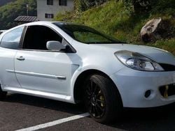 Bianco Usata 2008 Renault Clio R.S. R.S. Due volumi | 13.000 € (Ottimo prezzo)