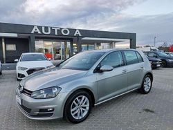 Grigio Usata 2015 VW Golf VII Trendline Tre volumi | 11.800 € (Buon prezzo)