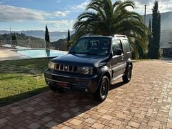 Grigio Usata 2012 Suzuki Jimny SUV | 11.500 € (Buon prezzo)