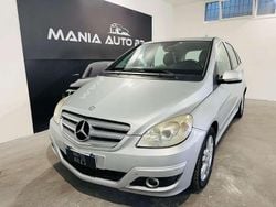 Argento Usata 2010 Mercedes B180 Executive Monovolume | 4490 € (Buon prezzo)