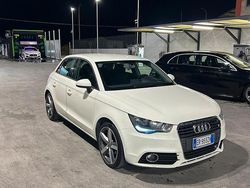 Bianco Usata 2013 Audi A1 S-Line Tre volumi | 7500 € (Buon prezzo)