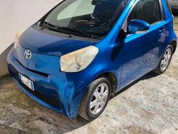 Blu Usata 2011 Toyota iQ Due volumi | 5500 €