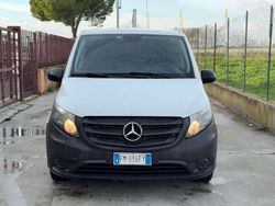 Bianco Usata 2017 Mercedes Vito Tre volumi | 5900 € (Ottimo prezzo)