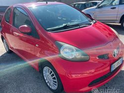 Rosso Usata 2006 Toyota Aygo Due volumi | 3500 € (Buon prezzo)
