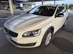 Bianco Usata 2016 Volvo V60 CC Station wagon | 12.000 €