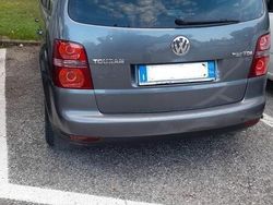 Grigio Usata 2004 VW Touran Monovolume | 2500 € (Cara)