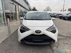 Bianco Usata 2020 Toyota Aygo X-play Due volumi | 12.890 € (Buon prezzo)