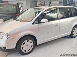 Argento Usata 2003 VW Touran Trendline Monovolume | 2590 € (Buon prezzo)