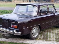 Marrone Usata 1968 Alfa Romeo Giulia 1300 Ti Tre volumi | 17.800 €