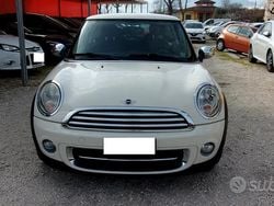 Beige Usata 2011 Mini Cooper Due volumi | 5499 € (Ottimo prezzo)