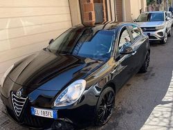 Nero Usata 2012 Alfa Romeo Giulietta Due volumi | 6300 € (Buon prezzo)