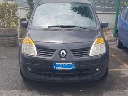 Nero Usata 2005 Renault Modus Monovolume | 1700 €
