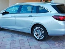 Grigio Usata 2017 Opel Astra Sport Station wagon | 11.500 € (Buon prezzo)