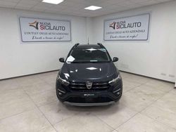 Grigio Usata 2022 Dacia Sandero Comfort Due volumi | 13.500 € (Buon prezzo)