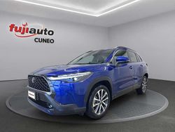 Dark blue met Nuova 2025 Toyota Corolla Cross Trend SUV | 34.900 € (Cara)
