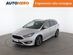 Argento Usata 2018 Ford Focus ST-Line Station wagon | 14.499 € (Buon prezzo)