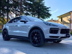 Bianco Usata 2020 Porsche Cayenne SUV | 54.500 € (Molto cara)