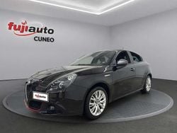 Nero Usata 2016 Alfa Romeo Giulietta Super Tre volumi | 10.900 € (Ottimo prezzo)