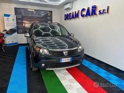 Nero Usata 2010 Dacia Sandero Stepway Tre volumi | 6000 € (Buon prezzo)