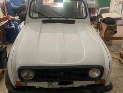 Bianco Usata 1991 Renault R4 Due volumi | 4600 €