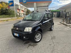 Nero Usata 2011 Fiat Panda 4x4 Climbing Due volumi | 5899 € (Ottimo prezzo)