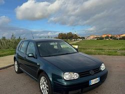 Usata 2003 VW Golf IV Tre volumi | 2500 € (Buon prezzo)