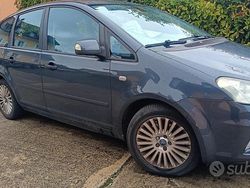 Usata 2010 Ford C-MAX Monovolume | 3900 € (Cara)
