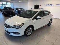 Bianco pastello Usata 2020 Opel Astra Business Elegance Tre volumi | 13.000 € (Buon prezzo)