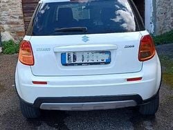 Bianco Usata 2010 Suzuki SX4 Monovolume | 7000 € (Cara)