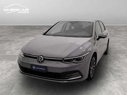 Grigio Usata 2022 VW Golf VIII Style Tre volumi | 21.300 € (Buon prezzo)