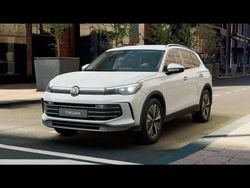 Pure white Nuova 2025 VW Tiguan Elegance SUV | 40.300 €