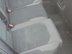 Grigio Usata 2018 VW Golf VII Executive Tre volumi | 18.900 € (Cara)