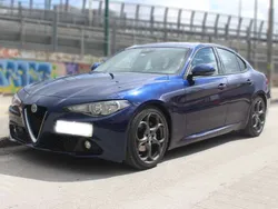 Blu/azzurro Usata 2018 Alfa Romeo Giulia Super Tre volumi | 15.900 € (Ottimo prezzo)