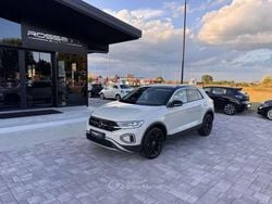 Beige Usata 2022 VW T-Roc Style SUV | 19.450 € (Buon prezzo)