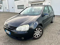 Nero Usata 2007 VW Golf V Tre volumi | 3400 € (Buon prezzo)