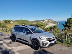 Grigio Usata 2023 Dacia Jogger Extreme Monovolume | 14.700 € (Buon prezzo)