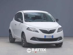 Usata 2024 Lancia Ypsilon Due volumi | 13.978 € (Buon prezzo)