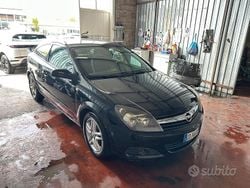 Nero Usata 2007 Opel Astra GTC Enjoy Tre volumi | 1500 € (Super prezzo)